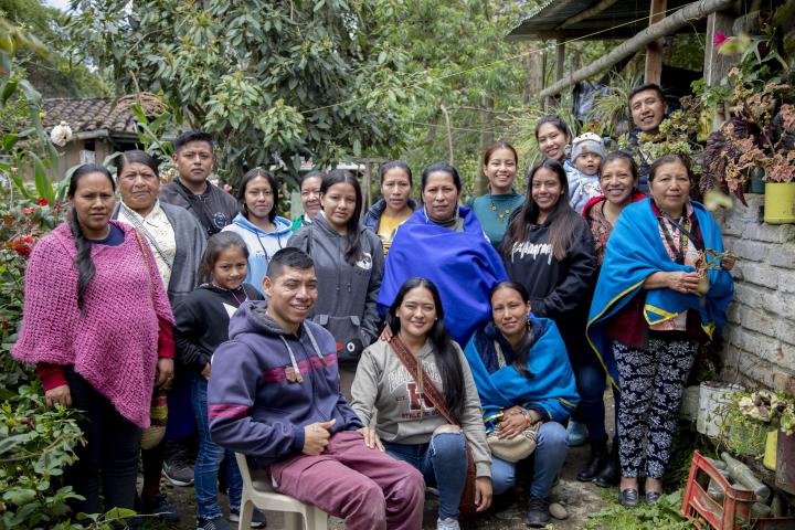 A group of indigenous people from the Colombian Kämentsá Biyá community.